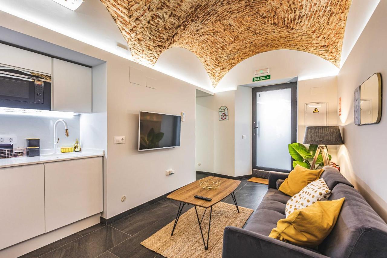 Apartamentos Caceres Central Suites "Torres De Caceres" Dış mekan fotoğraf