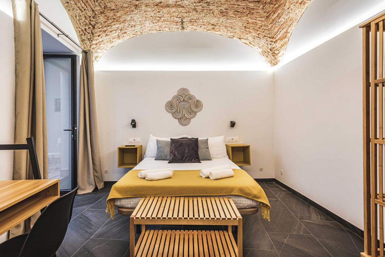 Apartamentos Caceres Central Suites "Torres De Caceres" Dış mekan fotoğraf