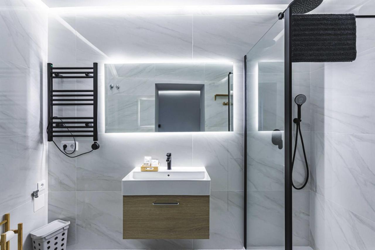 Apartamentos Caceres Central Suites "Torres De Caceres" Dış mekan fotoğraf