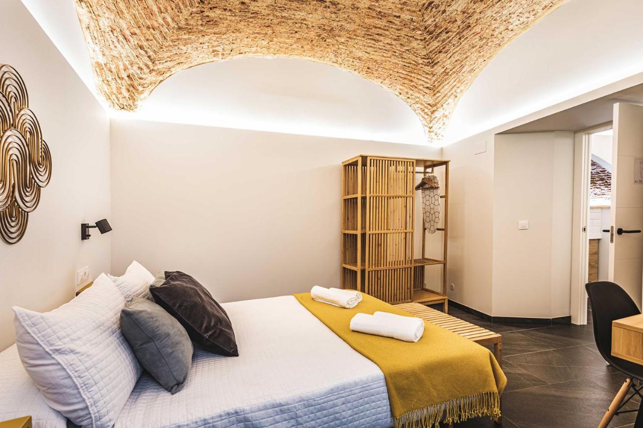 Apartamentos Caceres Central Suites "Torres De Caceres" Dış mekan fotoğraf