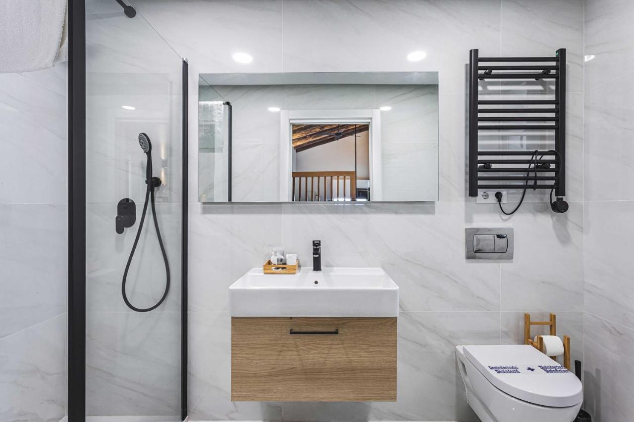 Apartamentos Caceres Central Suites "Torres De Caceres" Dış mekan fotoğraf