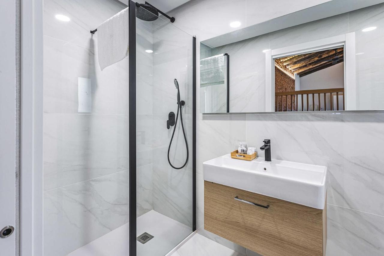 Apartamentos Caceres Central Suites "Torres De Caceres" Dış mekan fotoğraf