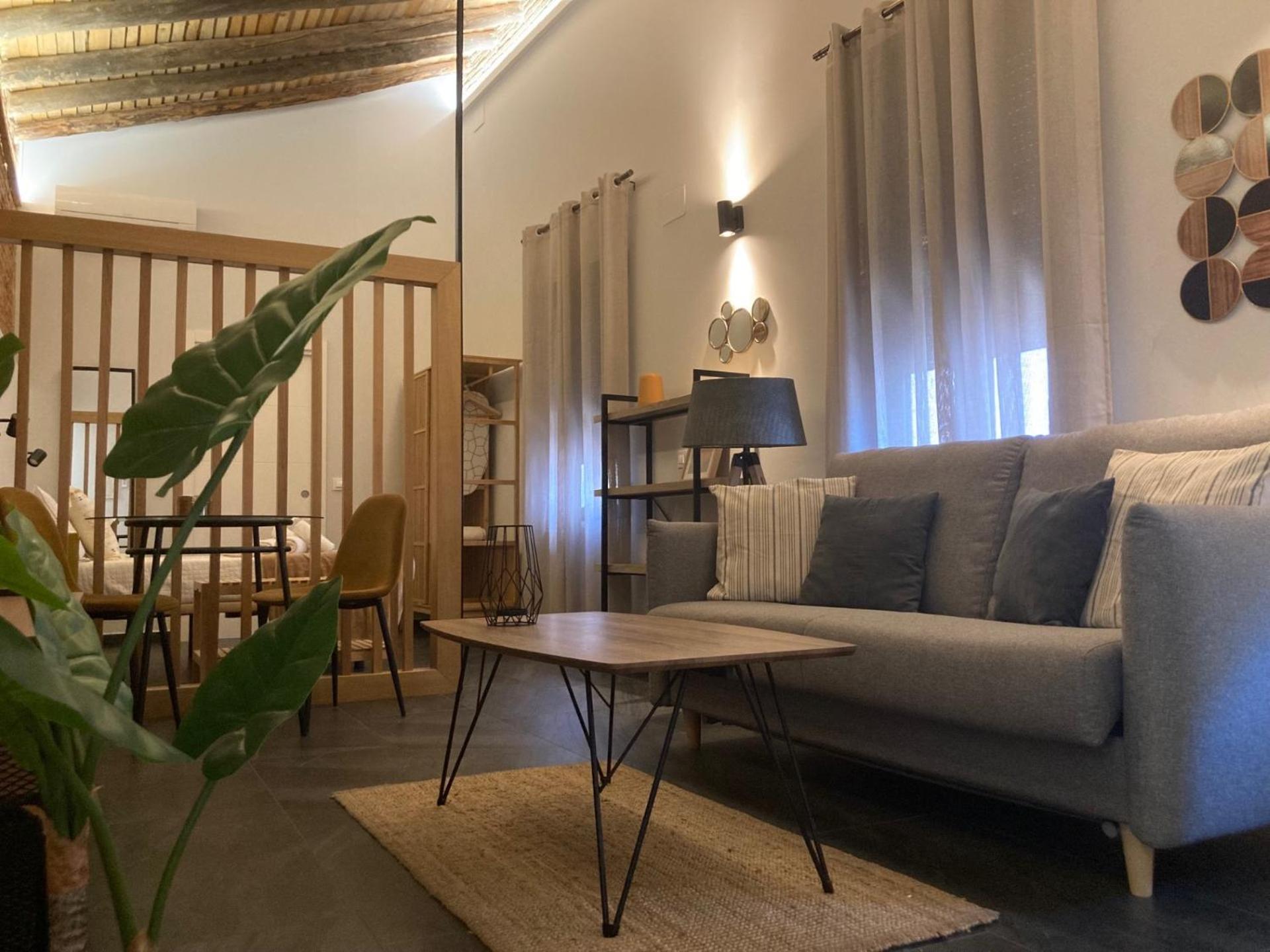 Apartamentos Caceres Central Suites "Torres De Caceres" Dış mekan fotoğraf